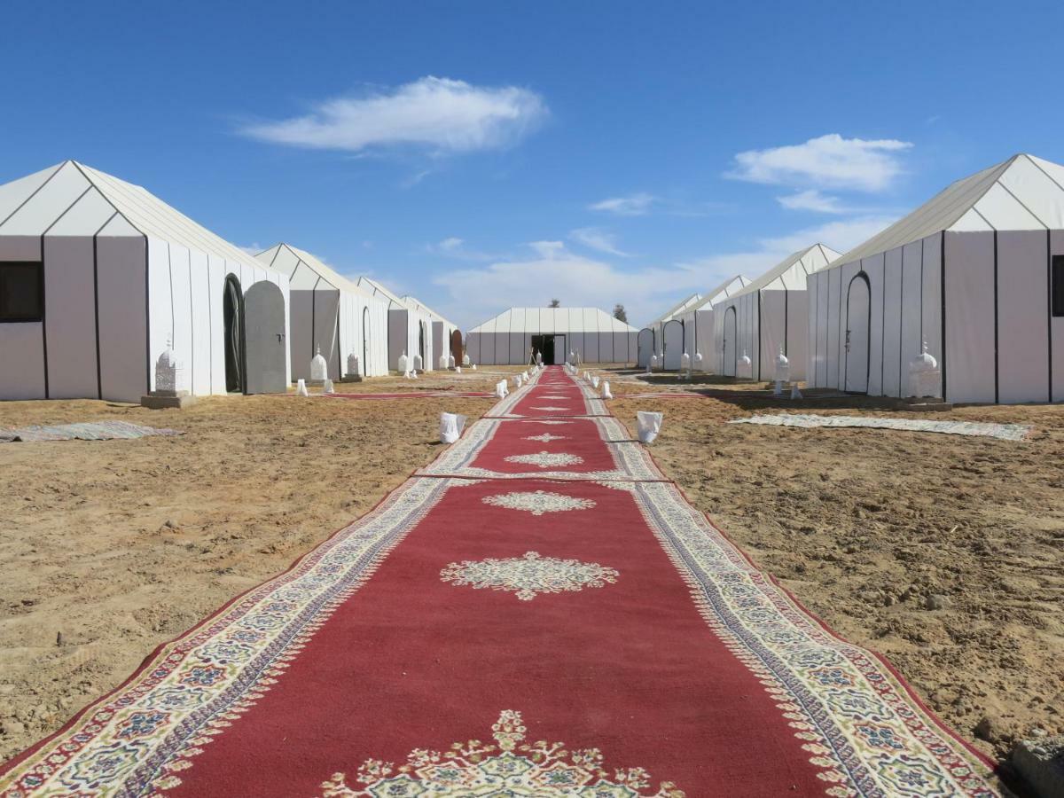 Отель Mirage Luxury Camp Мерзуга Экстерьер фото